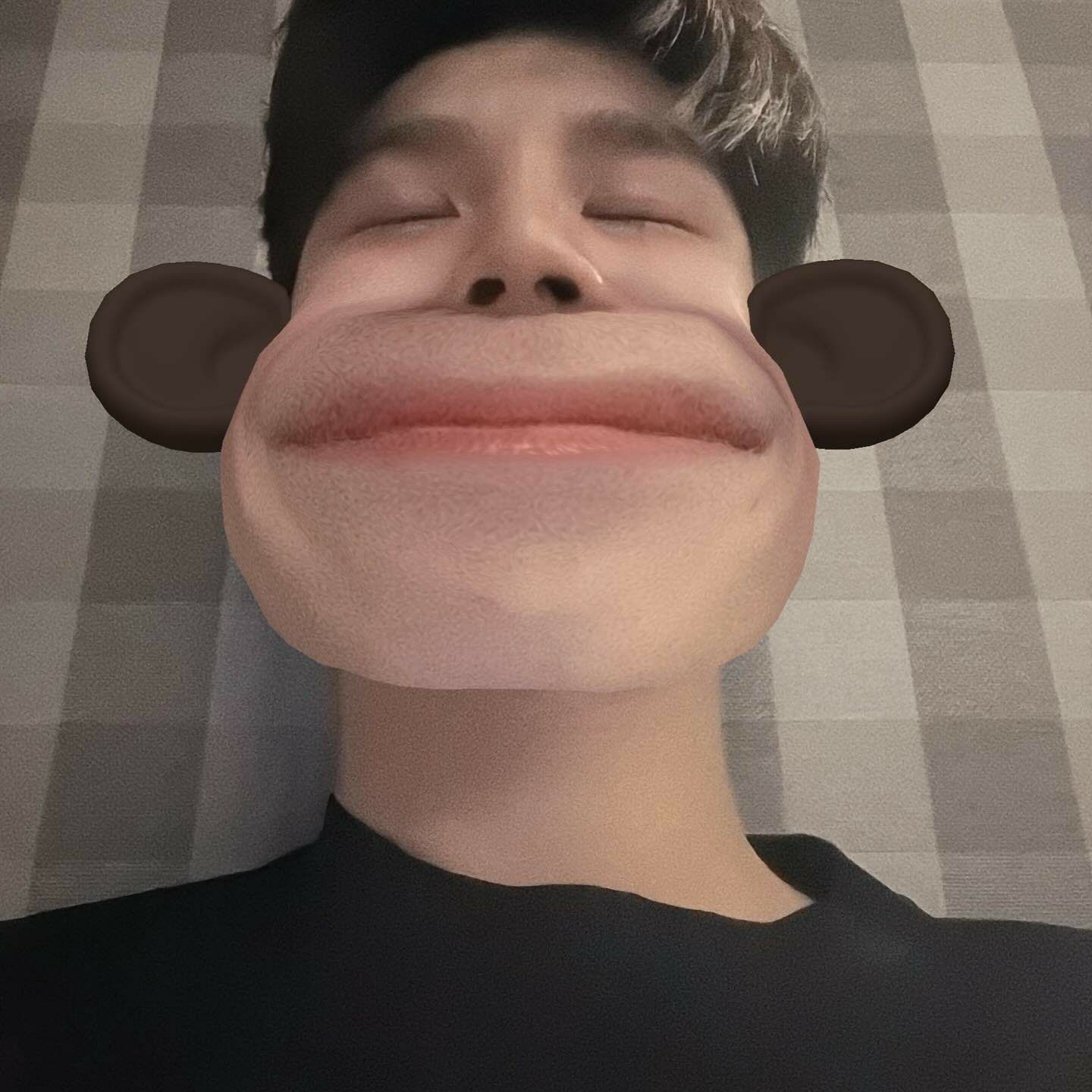 Recent activity shot of Jeong Dongwon