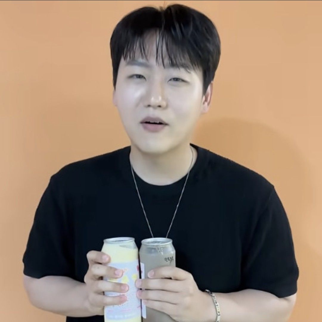 Latest photo of Min Soohyun