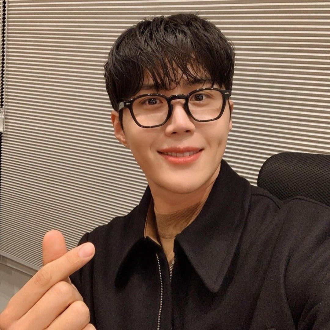 김선호 최근 활동샷