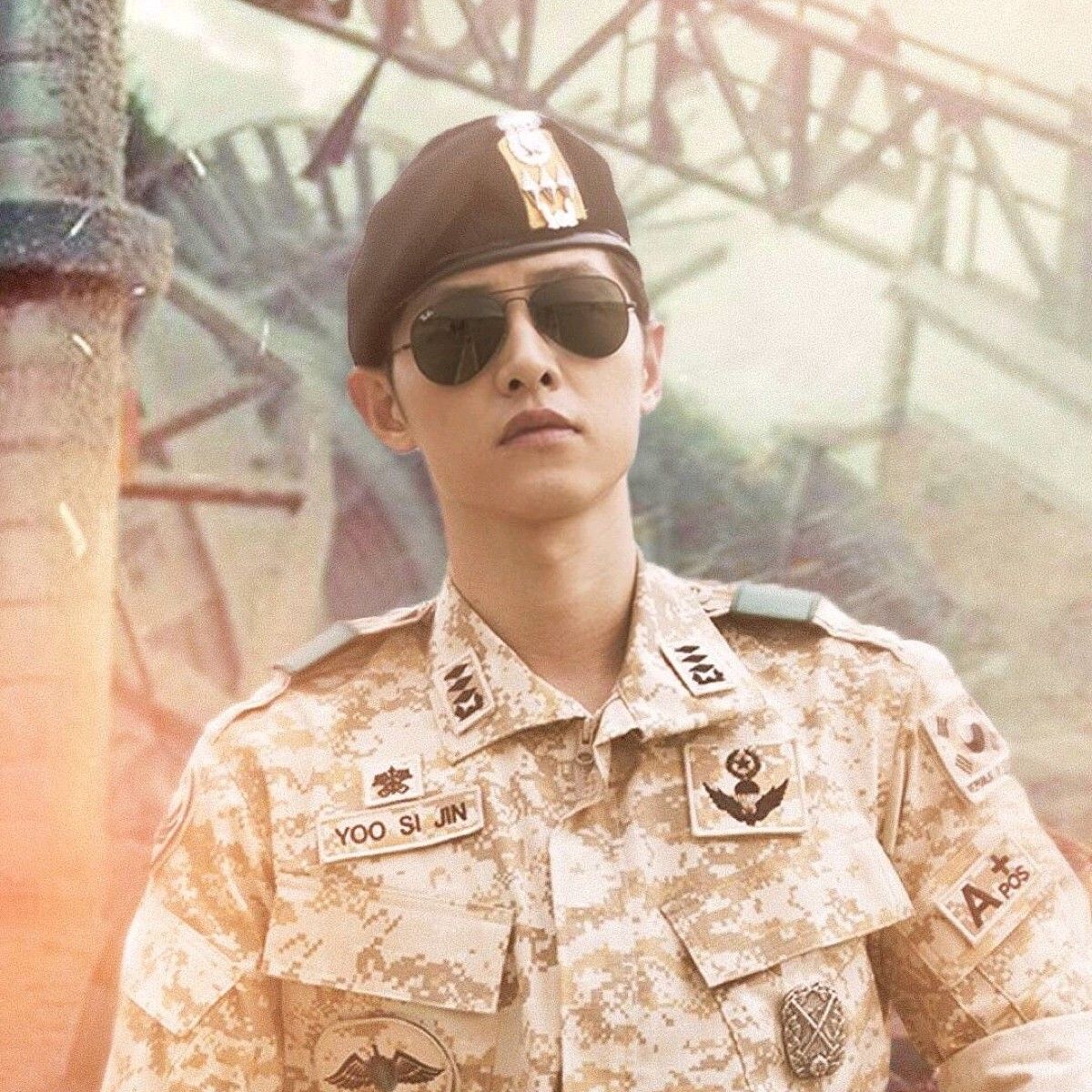 Behind-the-scenes cut of Song Joongki
