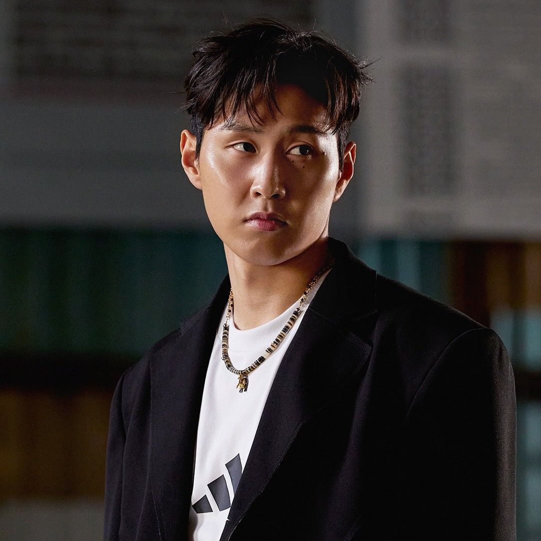 Behind-the-scenes cut of Lee KangIn