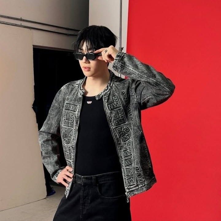 A moment captured by a fan of Kang Hoon
