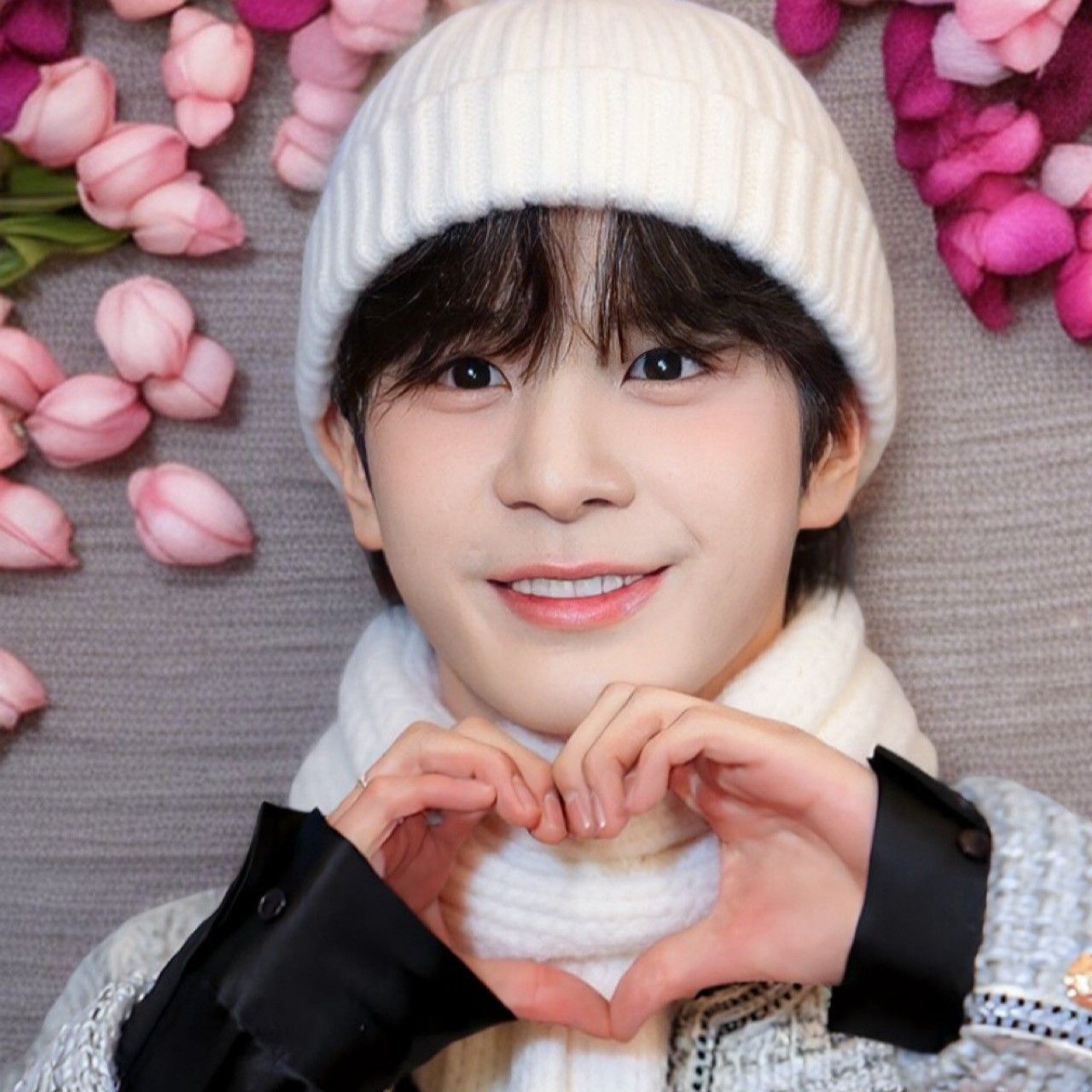 Momen yang diabadikan oleh penggemar Jeong Dongwon