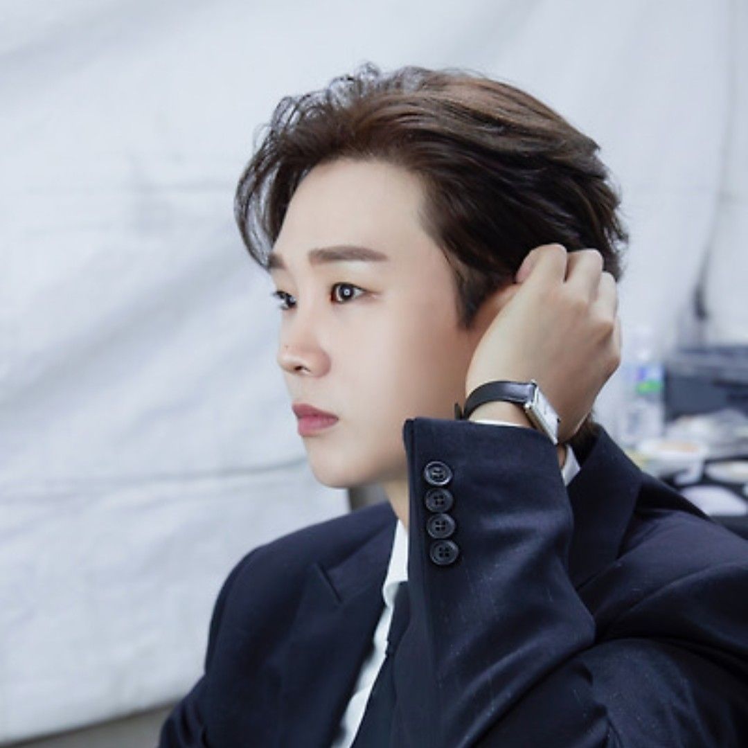 Latest photo of Song Minjun
