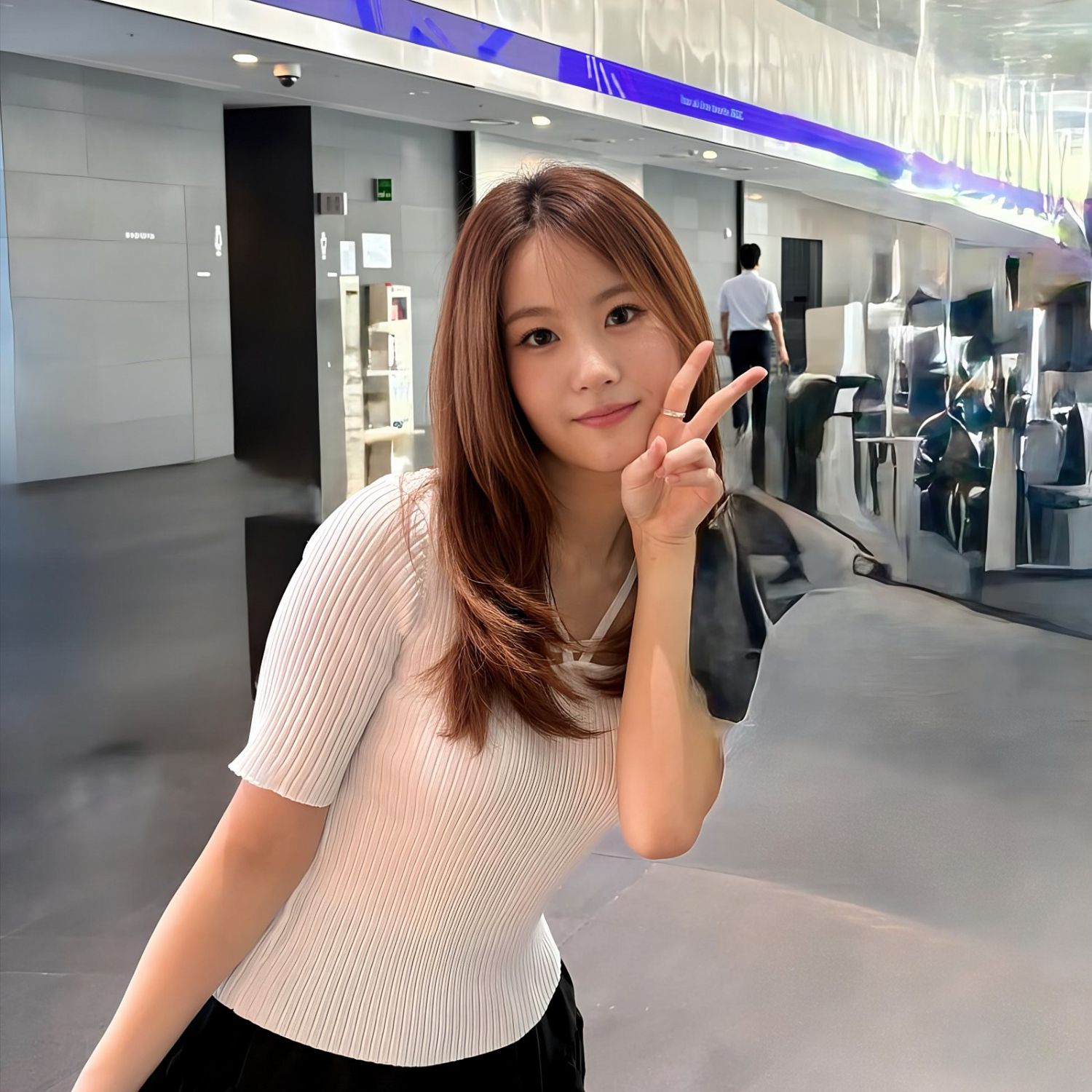 Behind-the-scenes cut of Oh Yujin