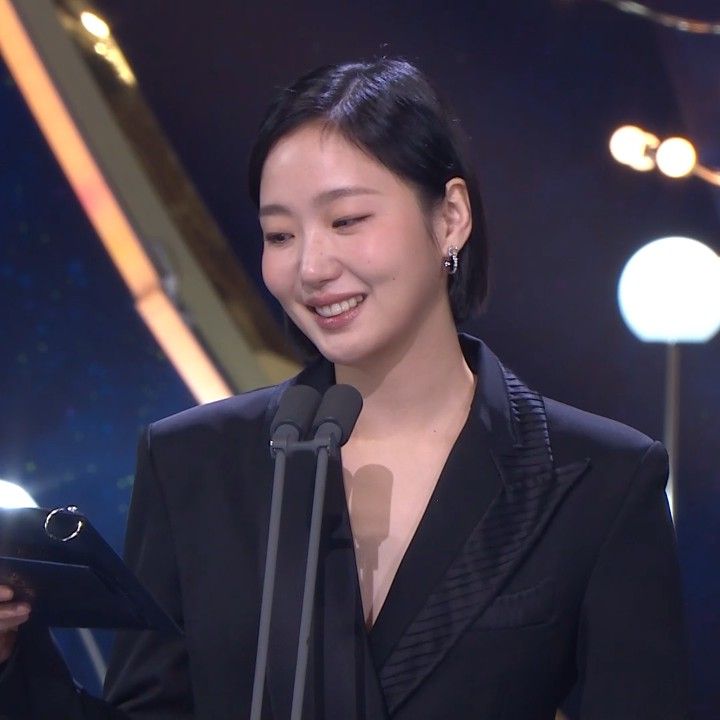 Cuplikan di balik layar dari Kim Goeun