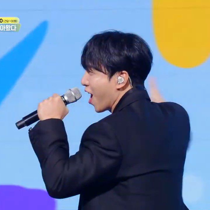 Foto kegiatan terbaru dari Lee Seunggi