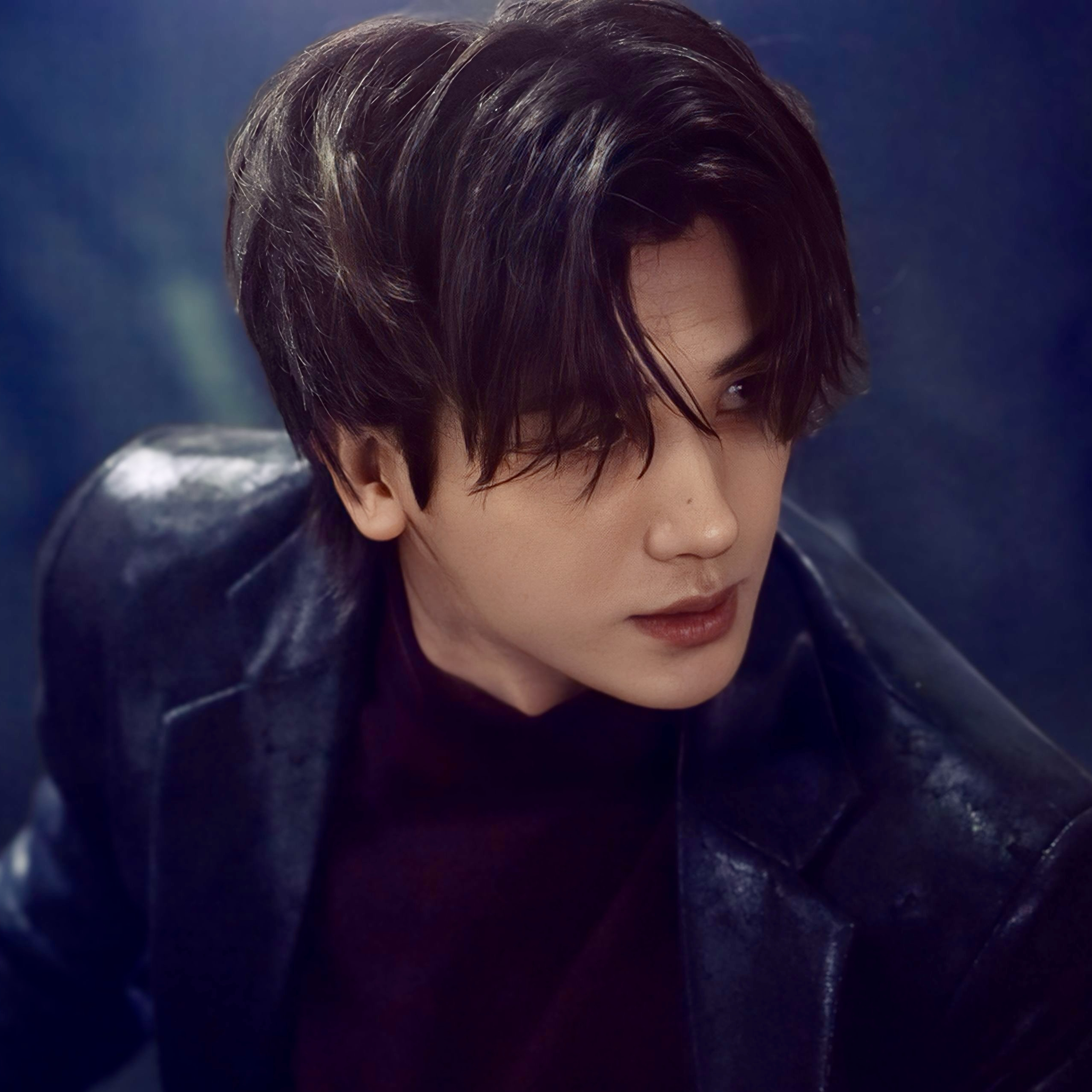 Behind-the-scenes cut of Park Hyungsik