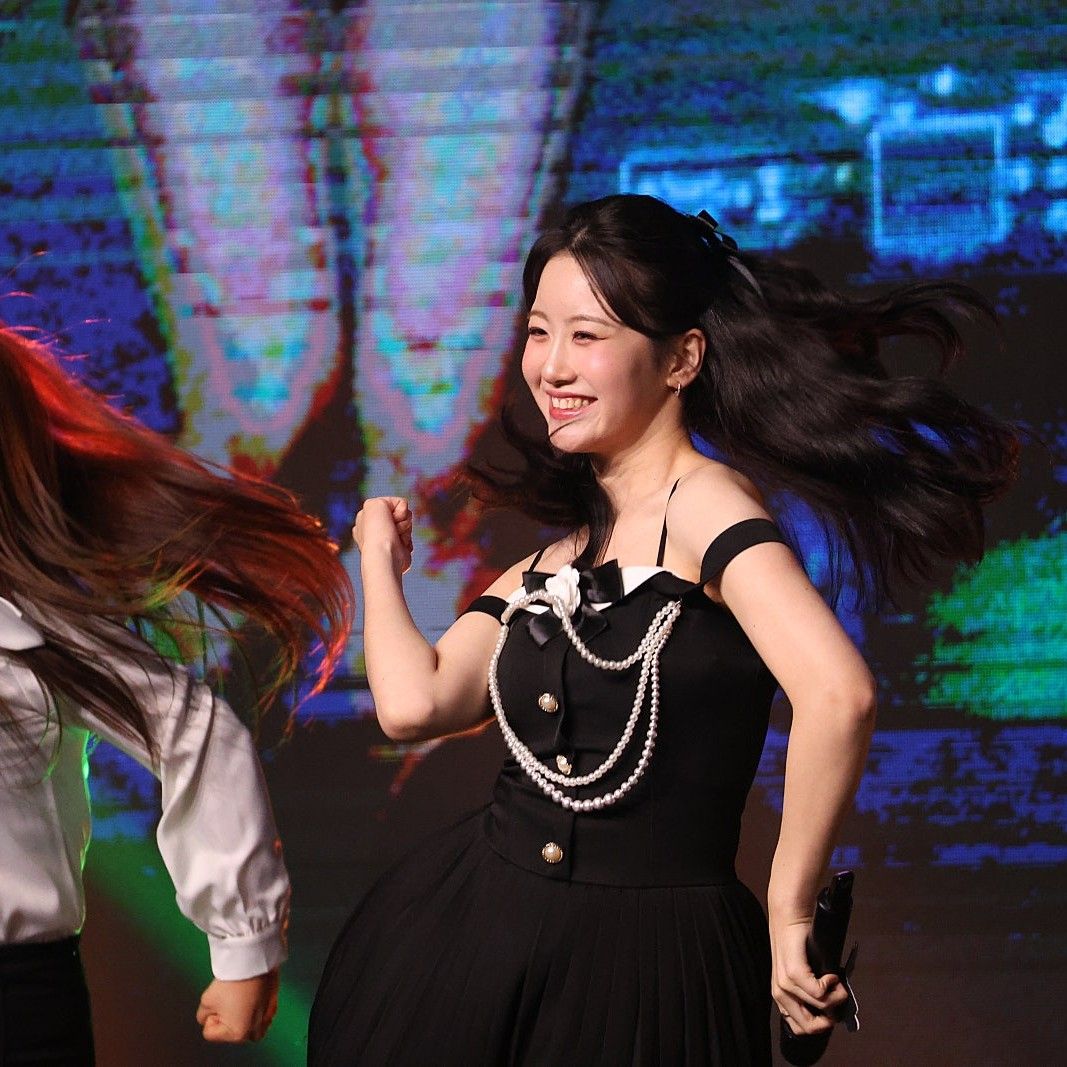 Momen yang diabadikan oleh penggemar Oh Yujin