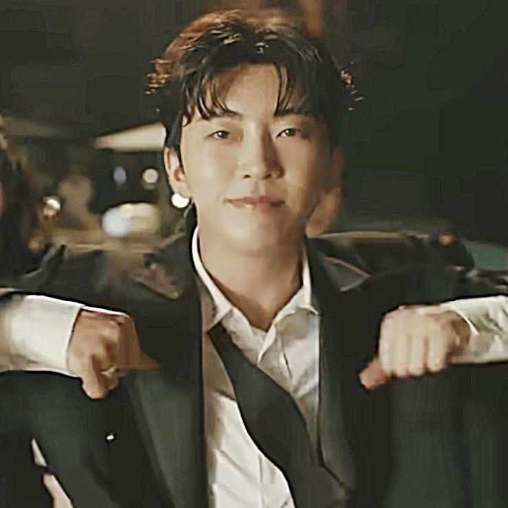 Foto kegiatan terbaru dari Lim Youngwoong