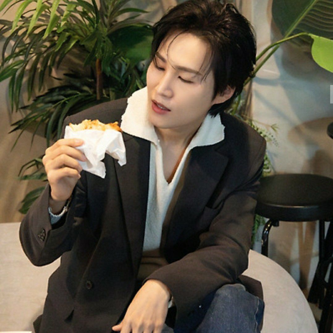 Cuplikan di balik layar dari Kim Heejae