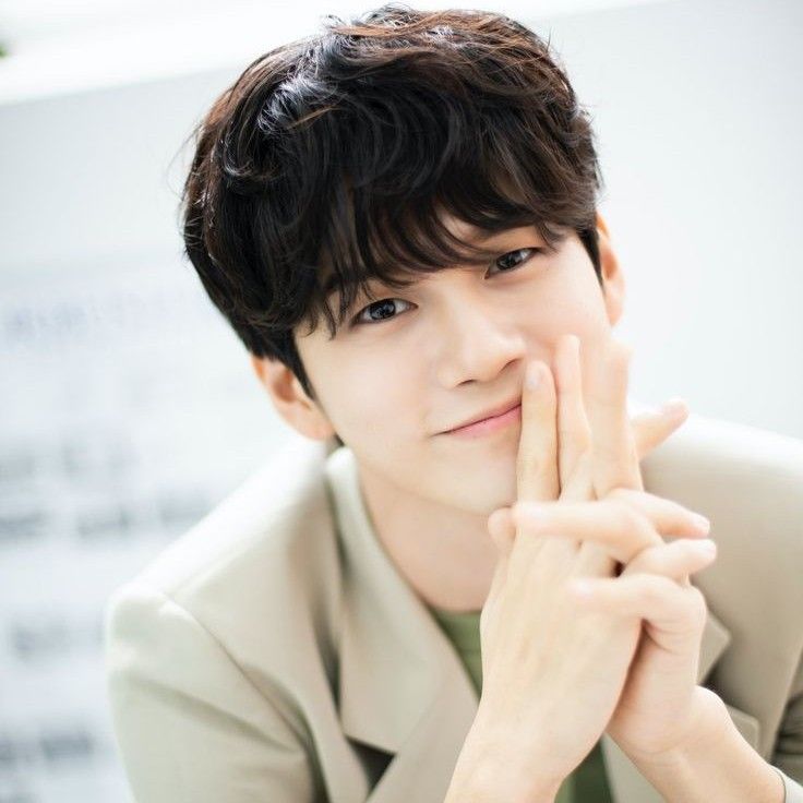 A moment captured by a fan of Ong Seongwu