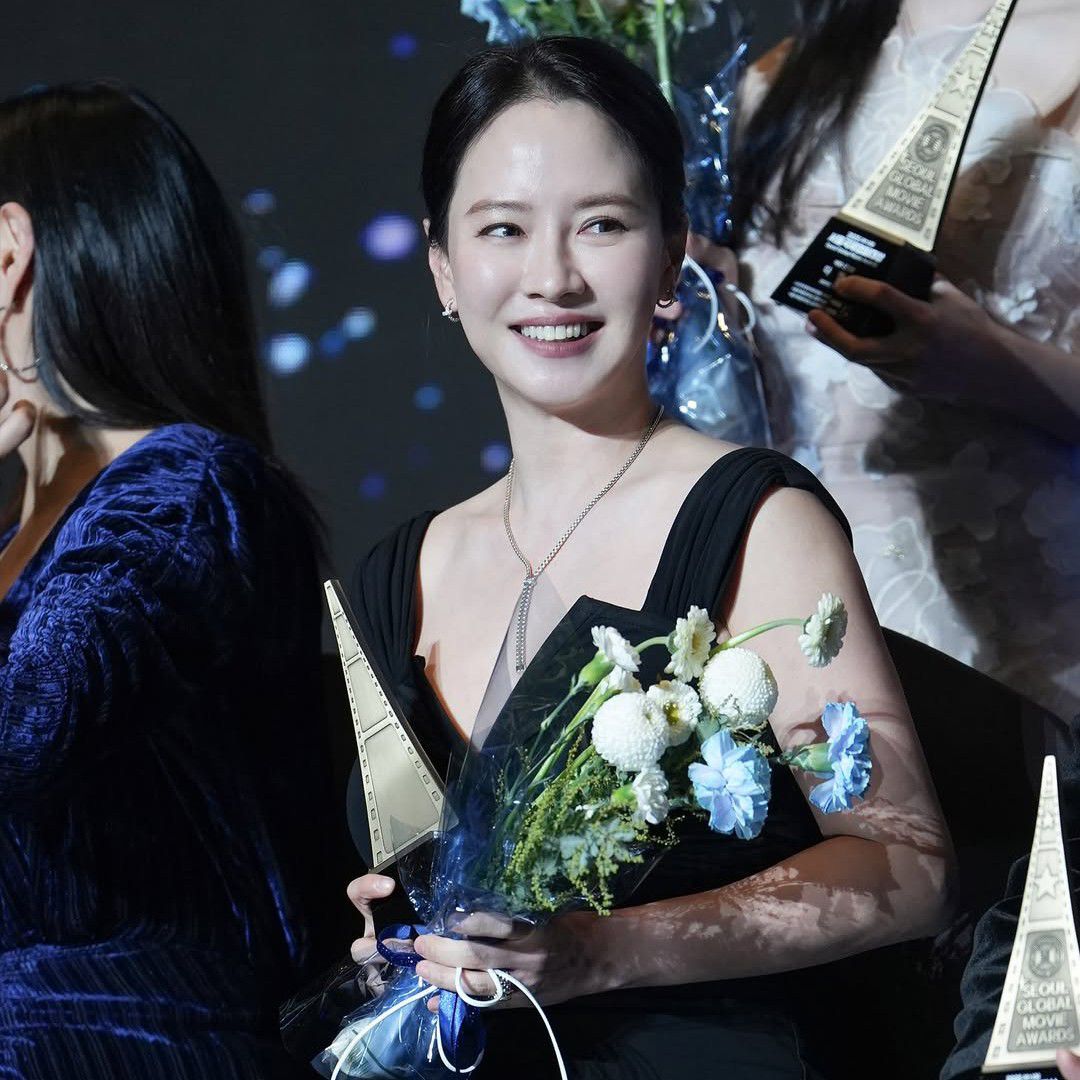 송지효 최근 활동샷