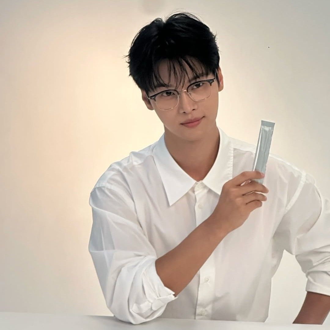 Behind-the-scenes cut of Cha Hakyeon (N)