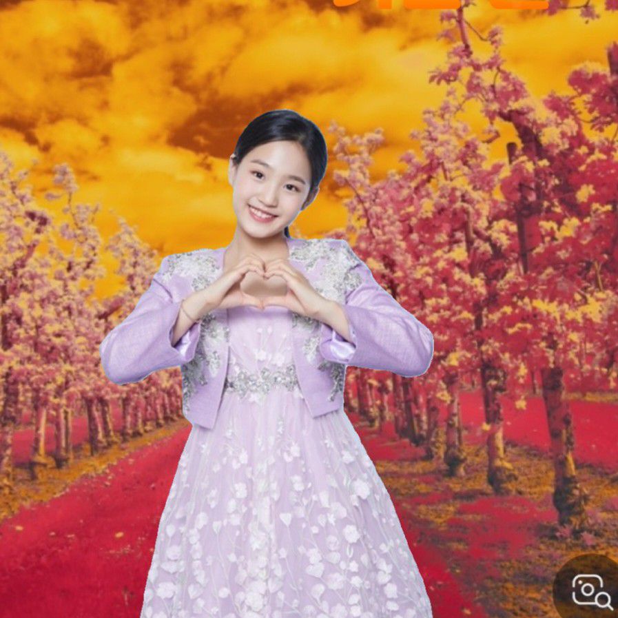Latest photo of Kim Taeyeon