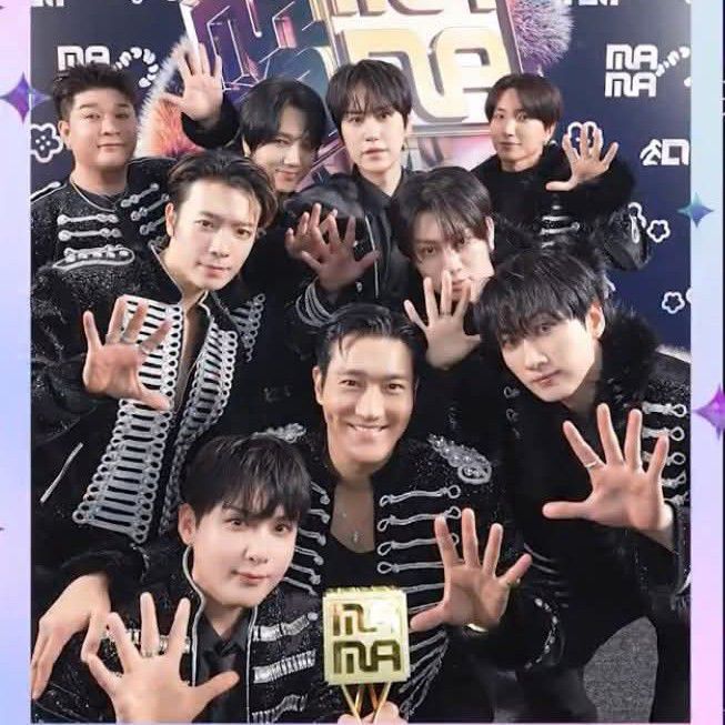 Behind-the-scenes cut of Choi Siwon