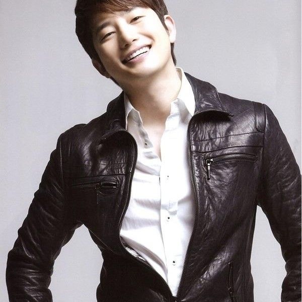 Recent activity shot of Park Sihoo