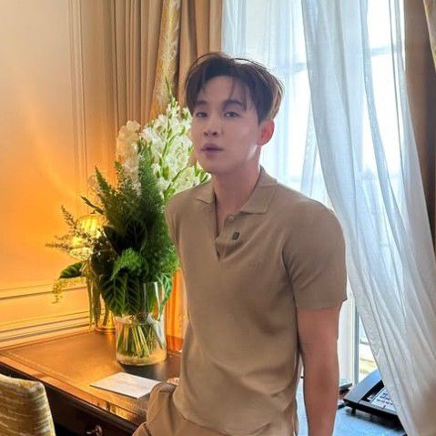 헨리의 최신 사진