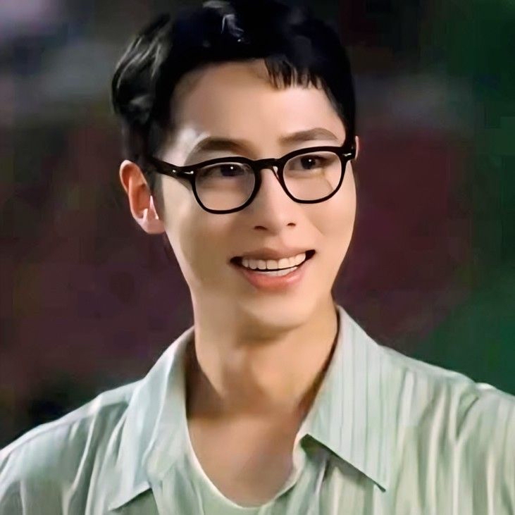 Behind-the-scenes cut of Lee Jaewook