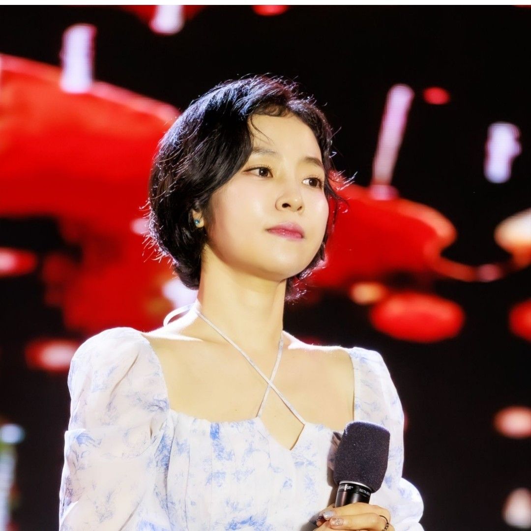 Momen yang diabadikan oleh penggemar Hong Ja