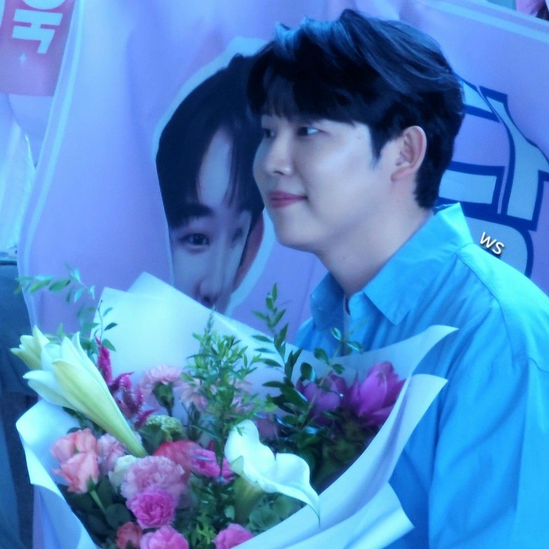 A moment captured by a fan of Jinuk