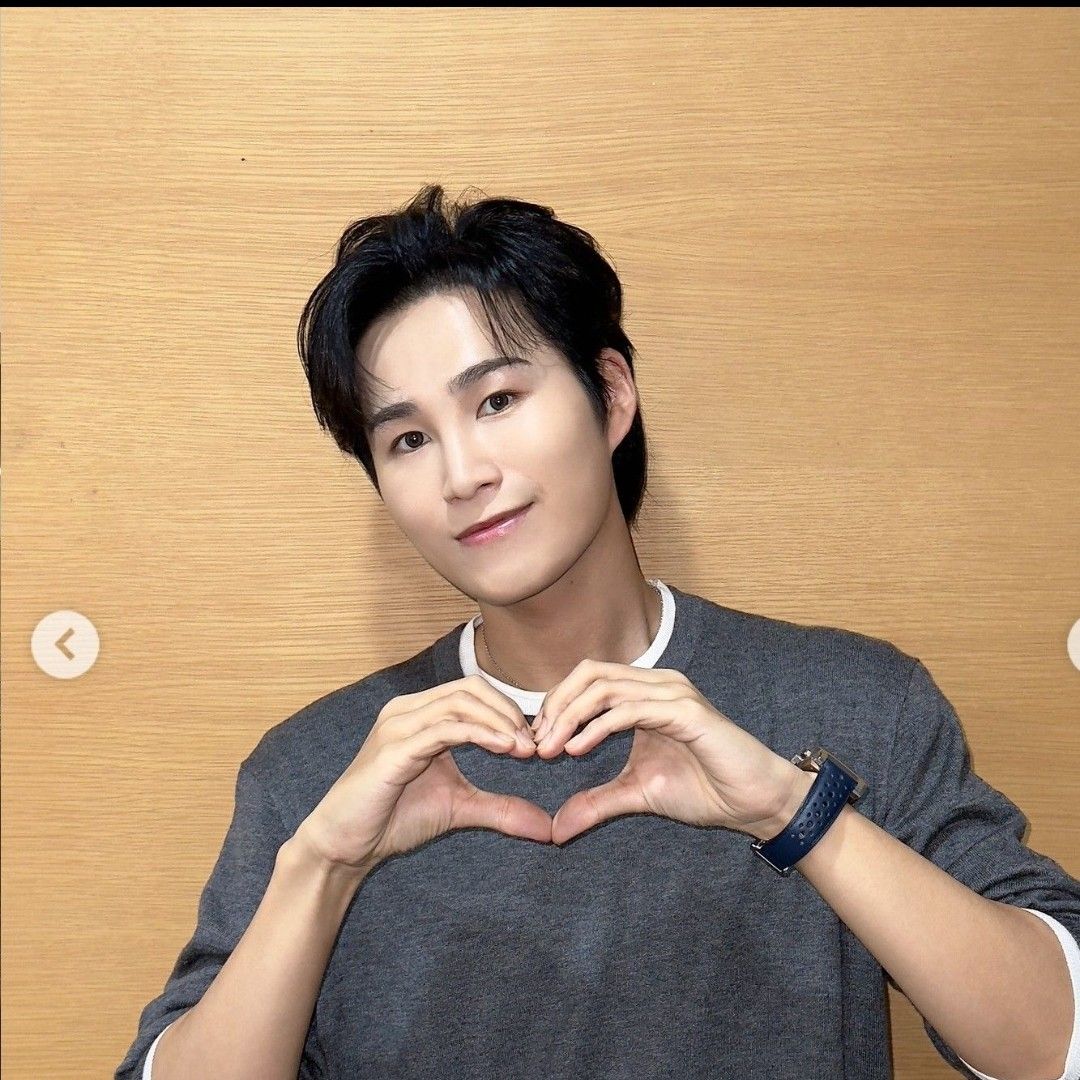 김희재의 비하인드 컷