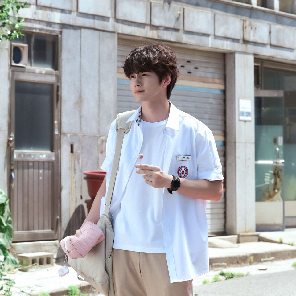 邕圣祐的最新照片