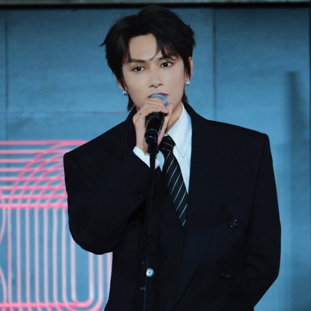 Recent activity shot of Wen Junhui