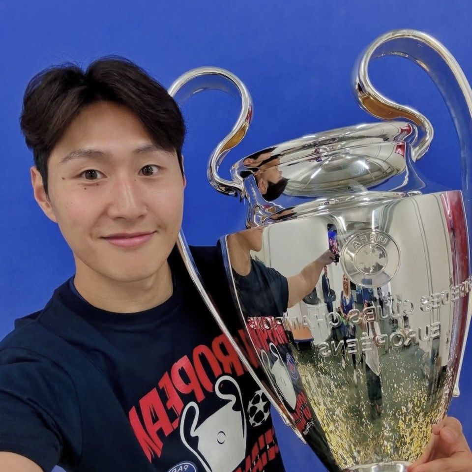 Latest photo of Lee KangIn
