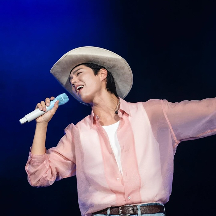Latest photo of Park Bogum