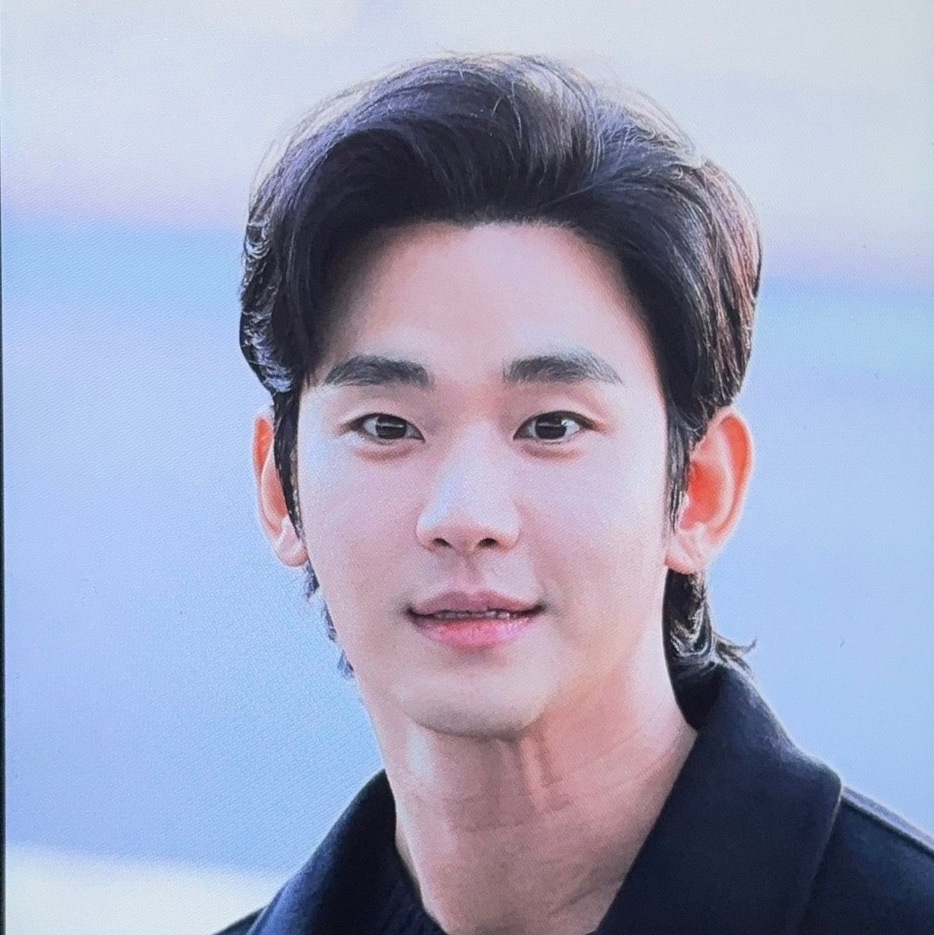 Recent activity shot of Kim Soohyun