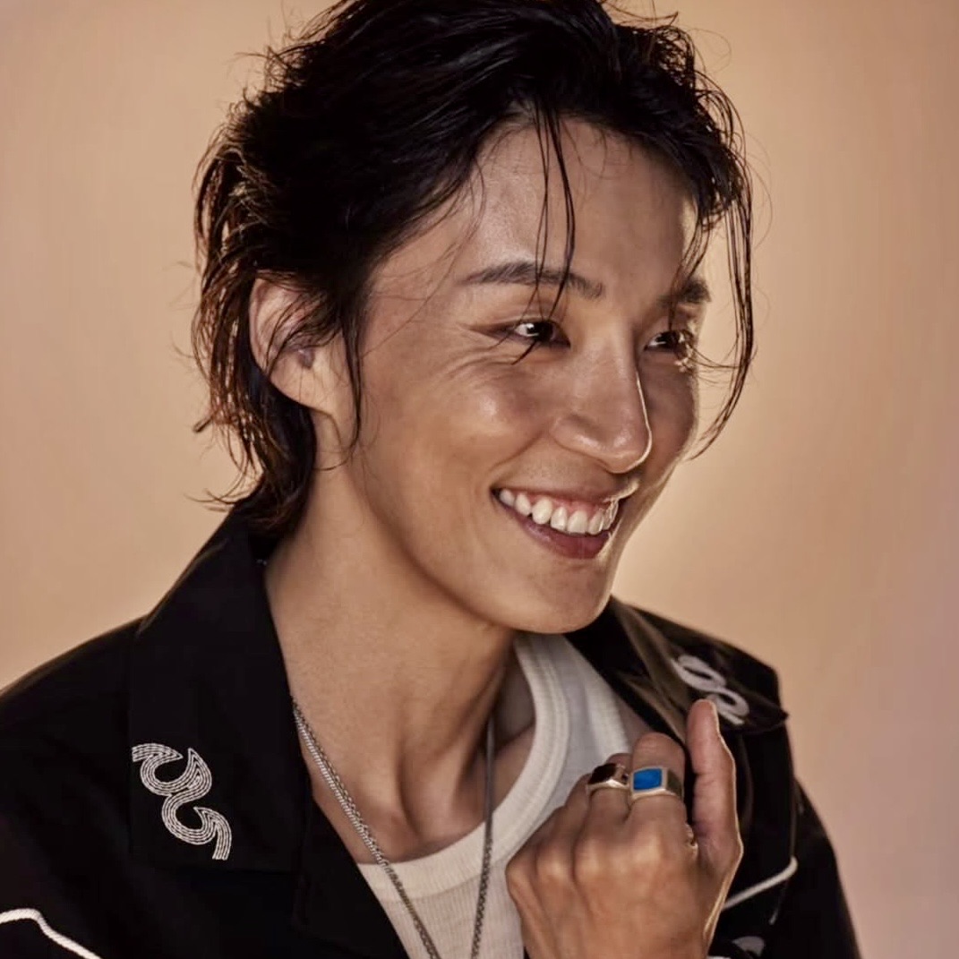 Latest photo of Yoon Shiyoon