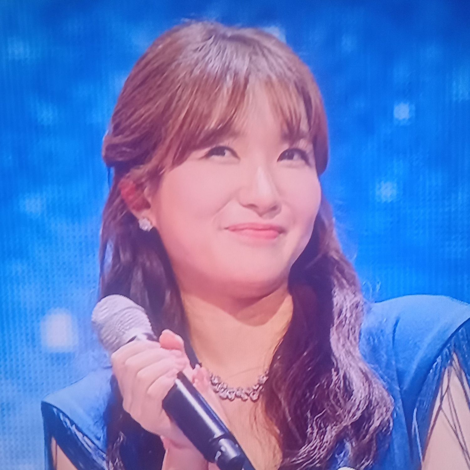 Behind-the-scenes cut of Ryu Wonjung