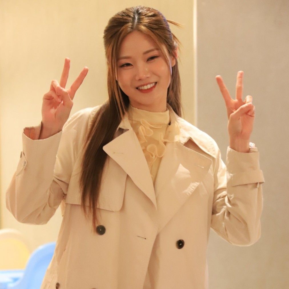 Behind-the-scenes cut of Bae Ahyeon