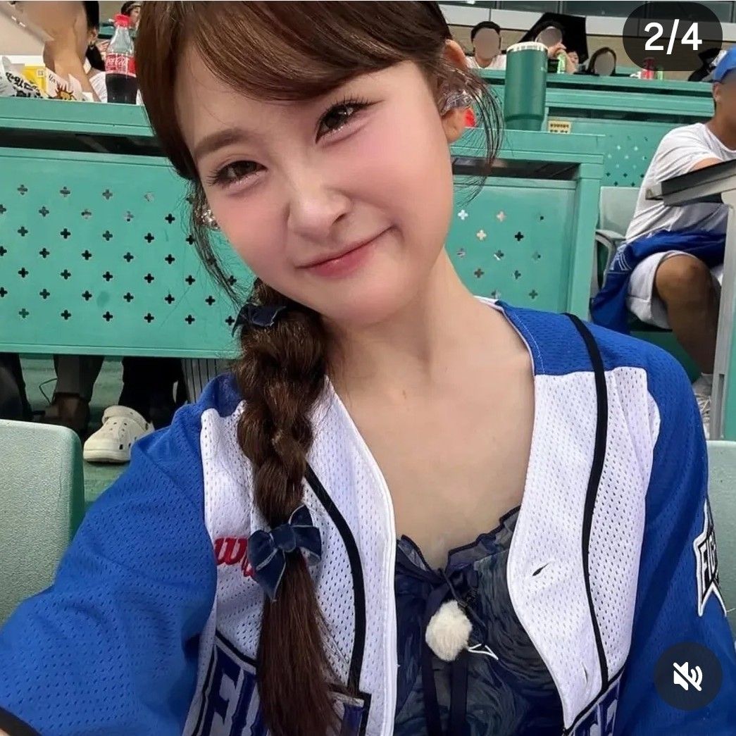 김다현의 비하인드 컷