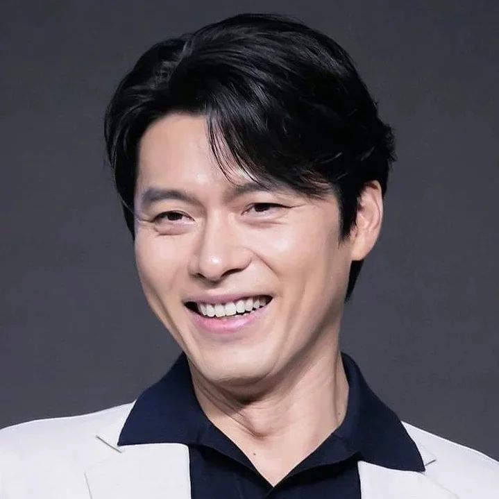 Latest photo of Hyun Bin