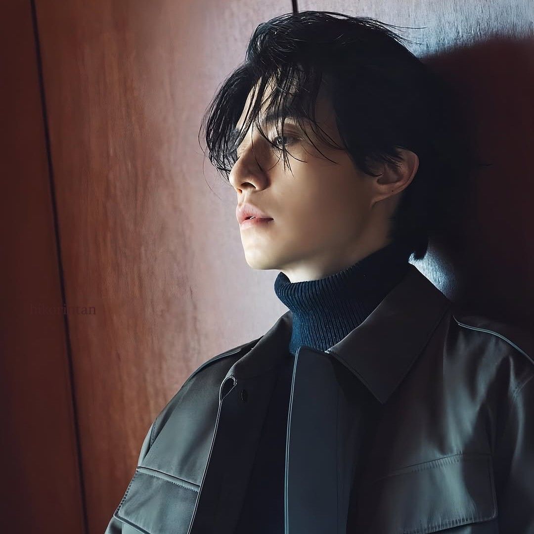Behind-the-scenes cut of Lee Dongwook