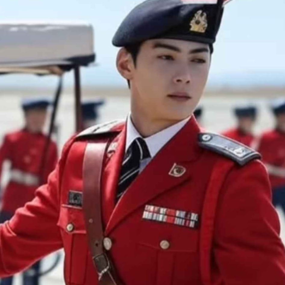 Foto terbaru dari Cha Eunwoo