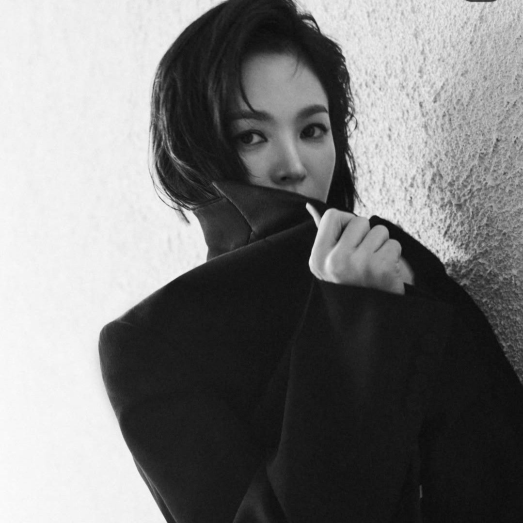 Behind-the-scenes cut of Song Hyekyo