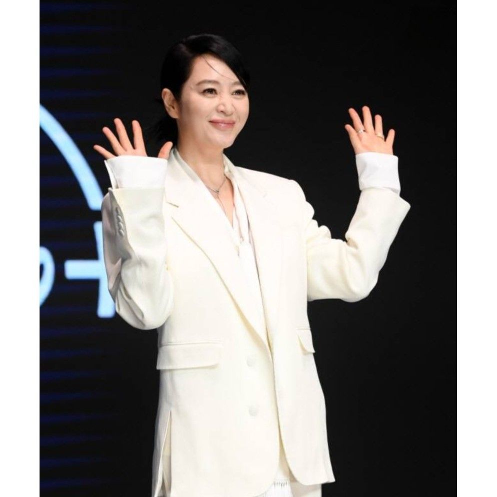 Recent activity shot of Kim Hyesoo