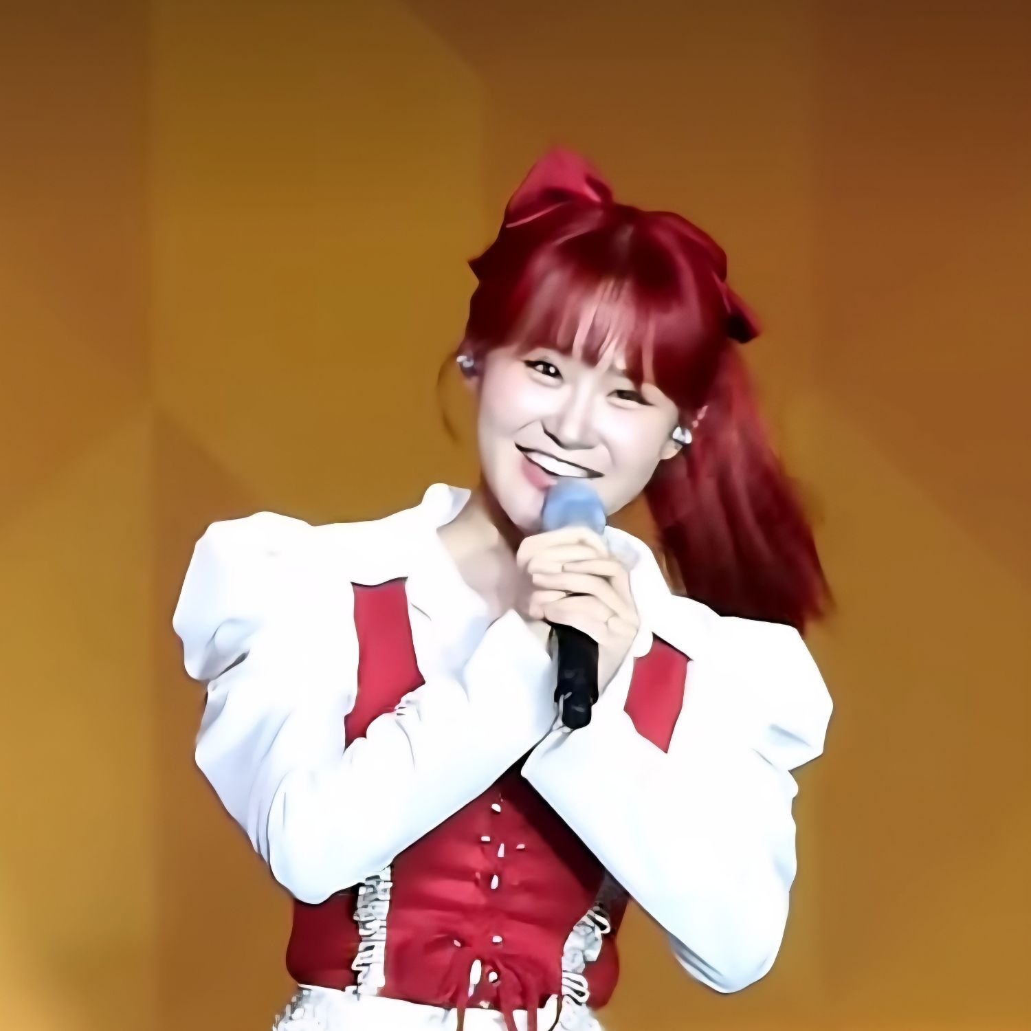 Behind-the-scenes cut of Kim Dahyun