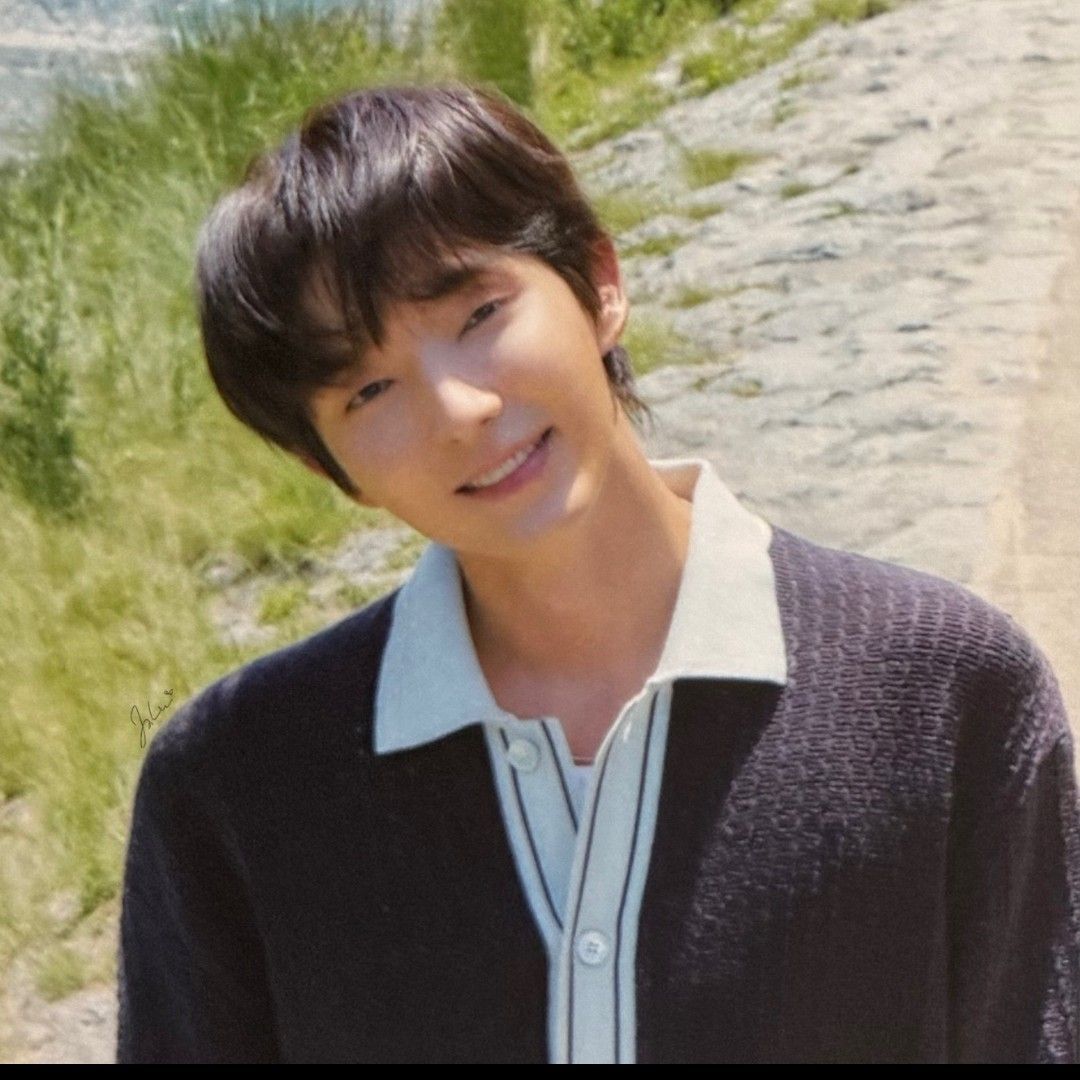 Recent activity shot of Lee Joongi