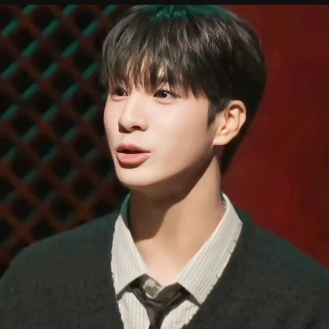 Foto kegiatan terbaru dari Jeong Dongwon