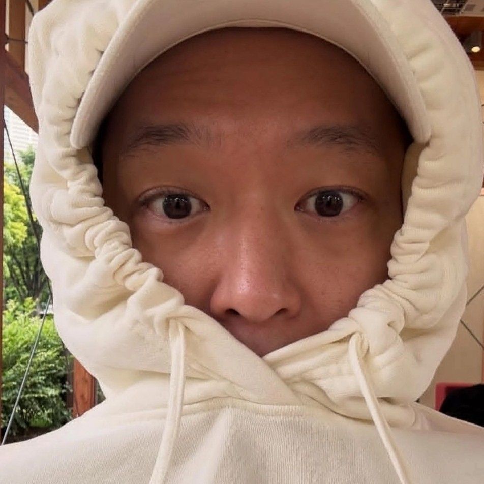 Behind-the-scenes cut of Park Yoochun