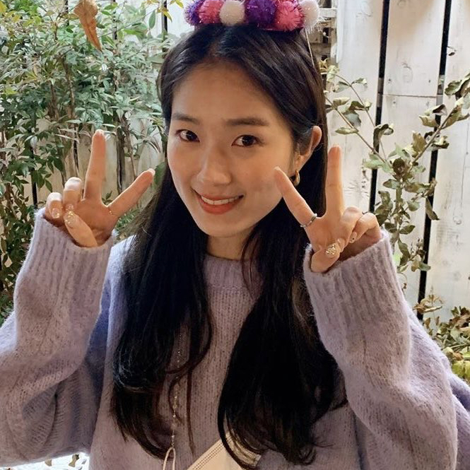 A moment captured by a fan of Kim Hyeyoon