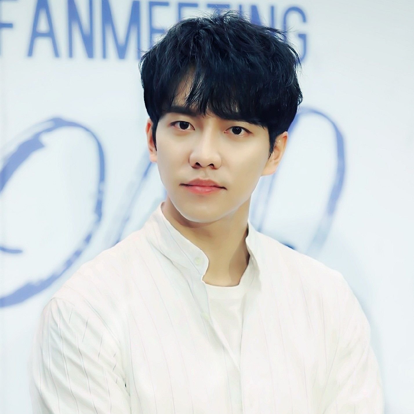 Cuplikan di balik layar dari Lee Seunggi