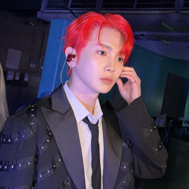 Behind-the-scenes cut of Key