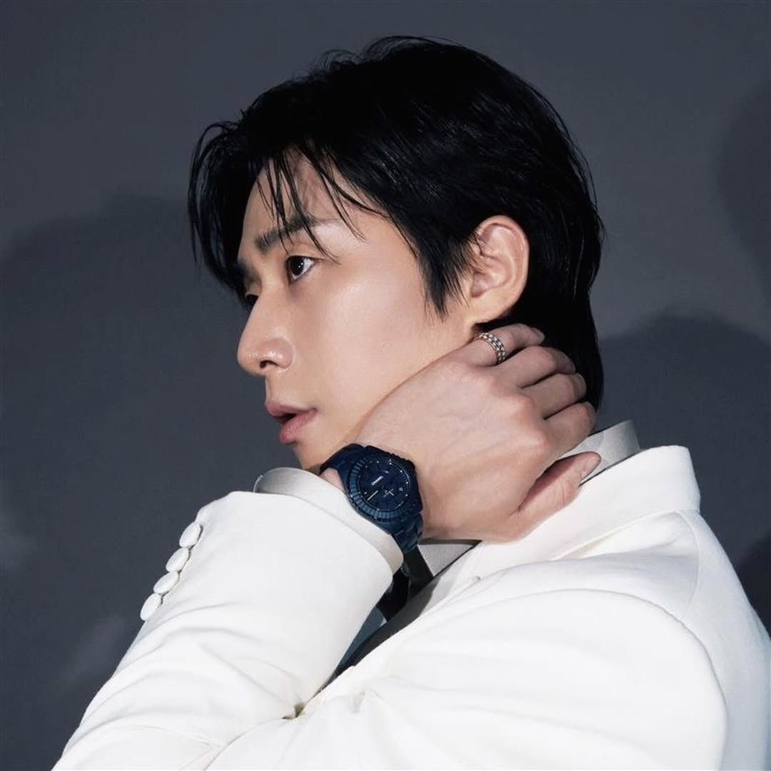 Latest photo of Park Seojoon