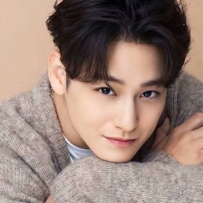 Recent activity shot of Kim Bum