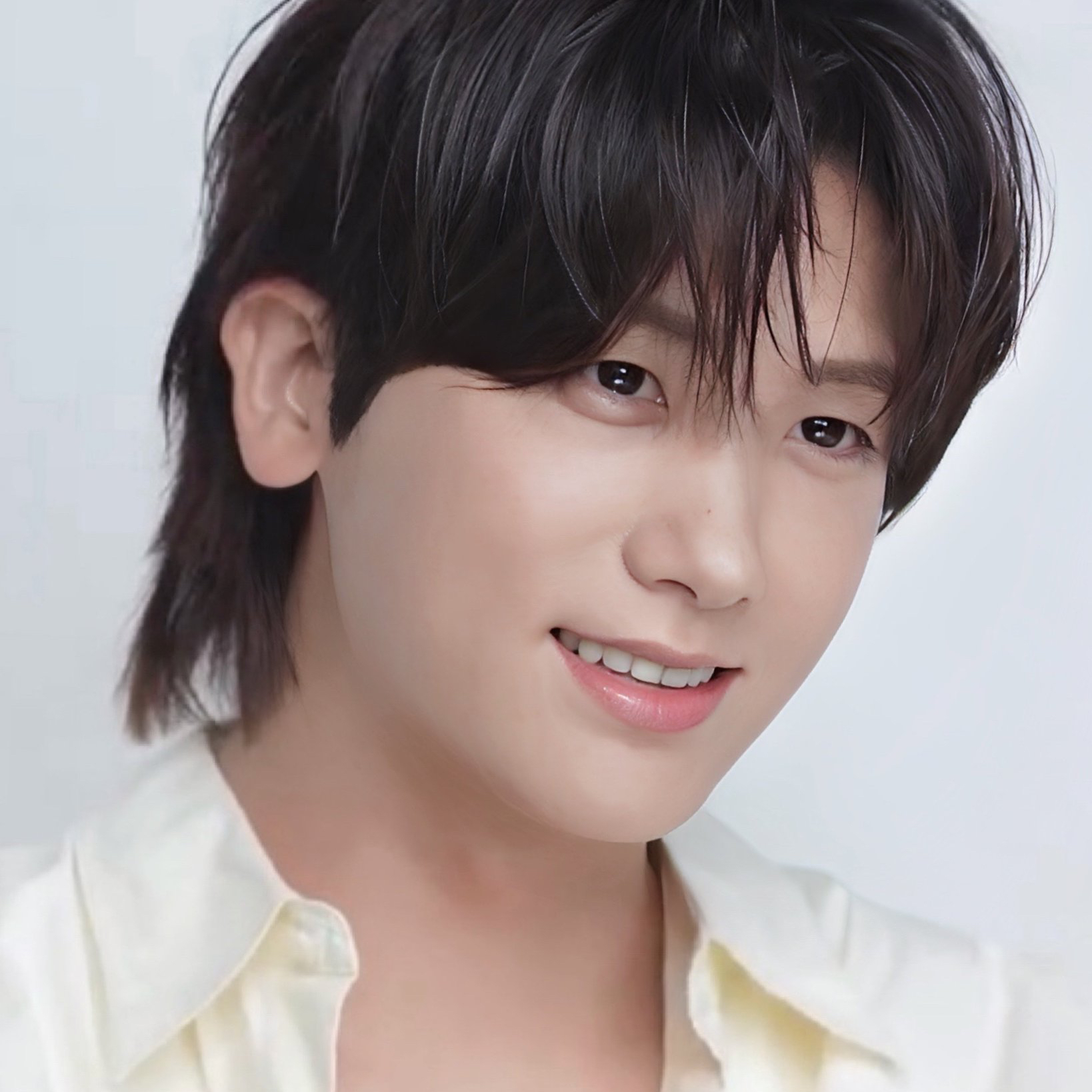 Behind-the-scenes cut of Park Hyungsik